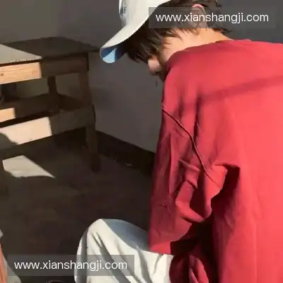 杜严谦
